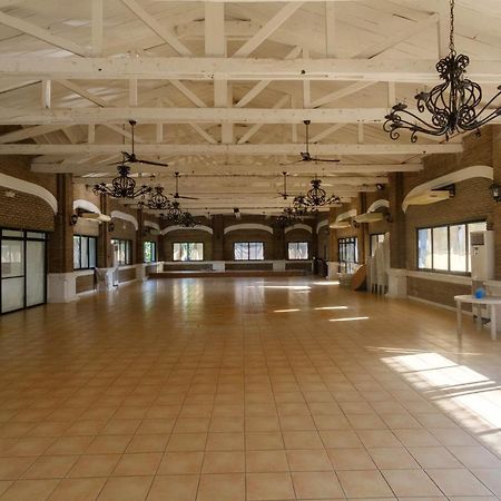 Reddoorz Plus Near Vigan Convention Center Kültér fotó