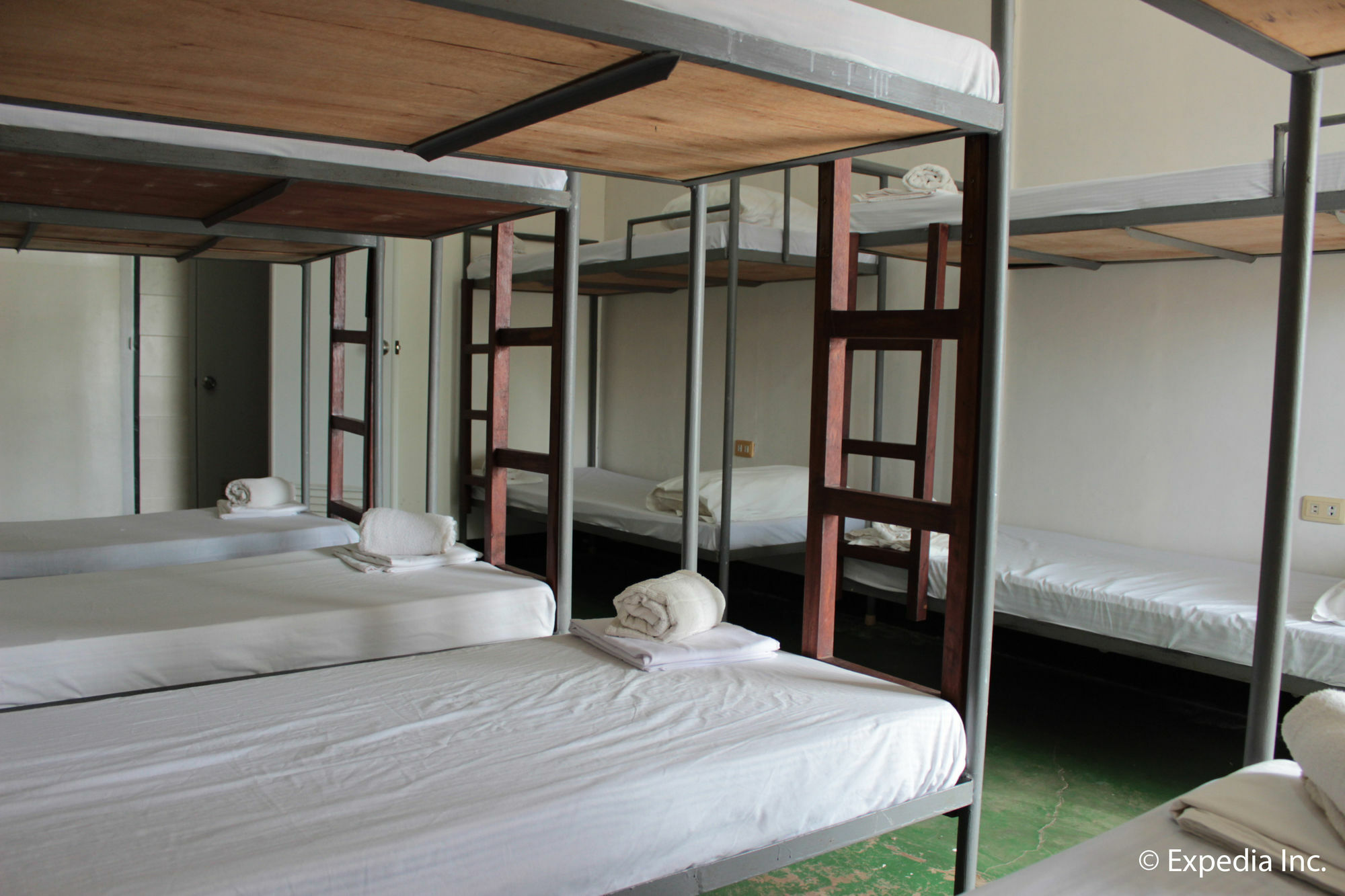 Reddoorz Plus Near Vigan Convention Center Kültér fotó