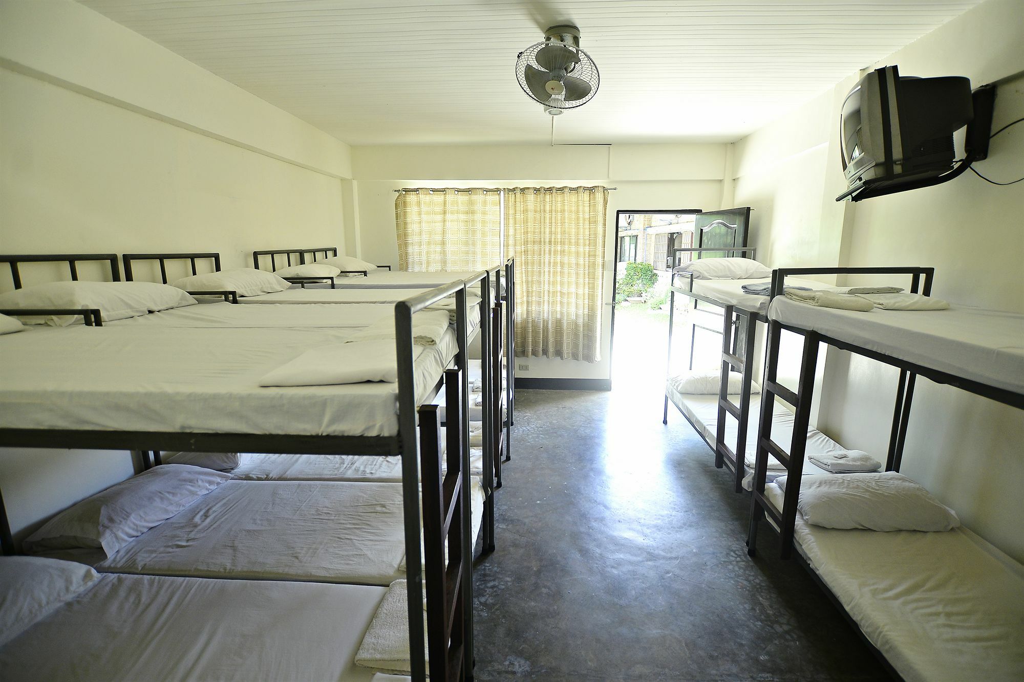 Reddoorz Plus Near Vigan Convention Center Kültér fotó