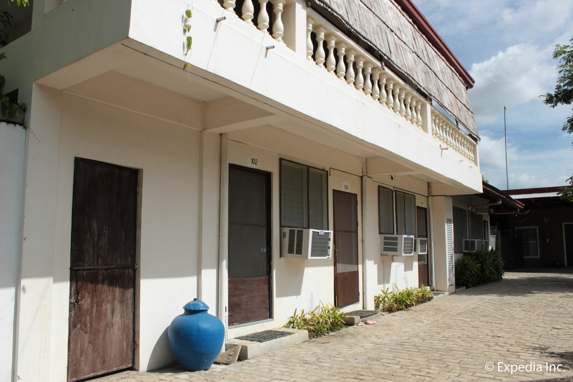 Reddoorz Plus Near Vigan Convention Center Kültér fotó