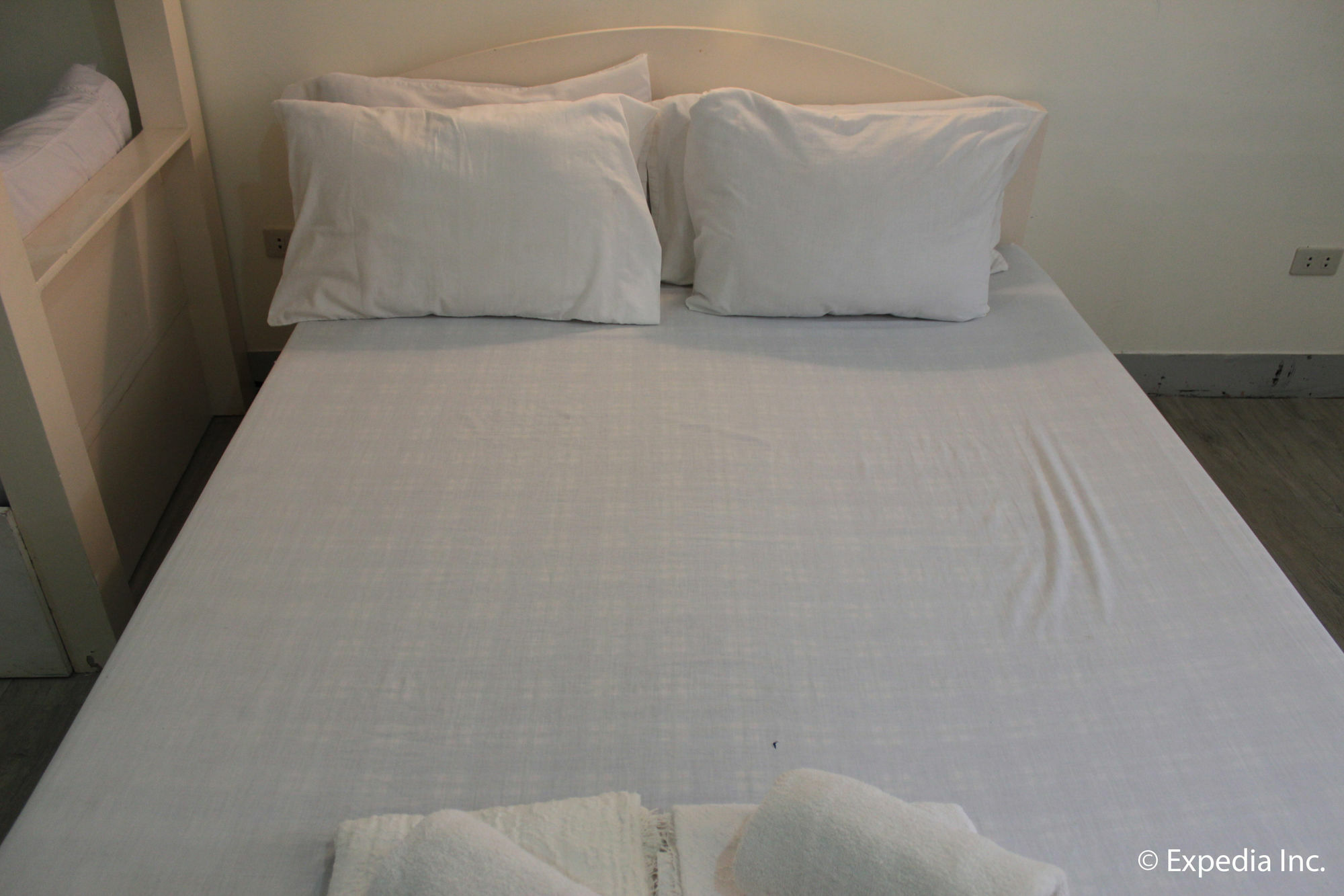 Reddoorz Plus Near Vigan Convention Center Kültér fotó