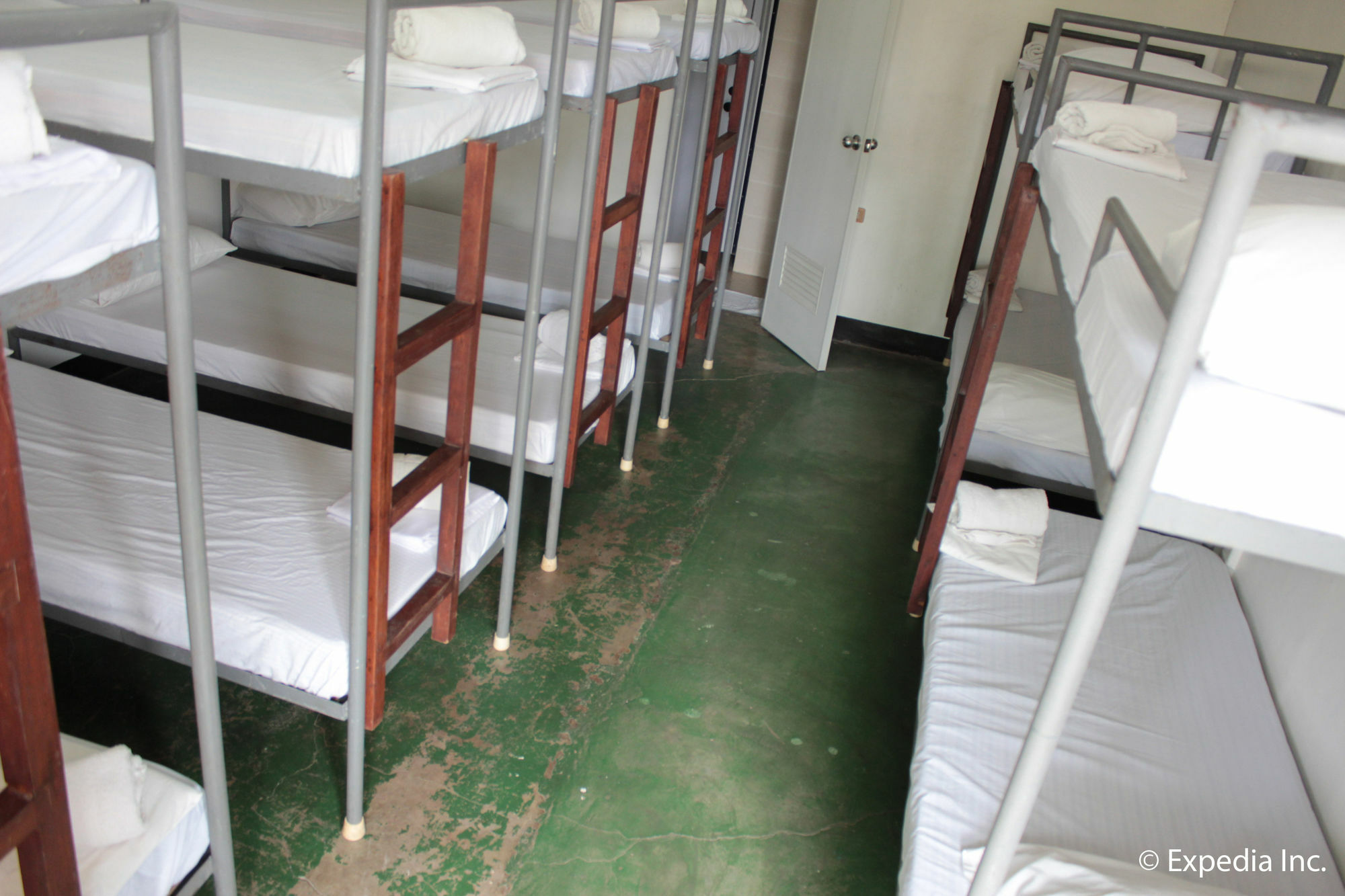 Reddoorz Plus Near Vigan Convention Center Kültér fotó