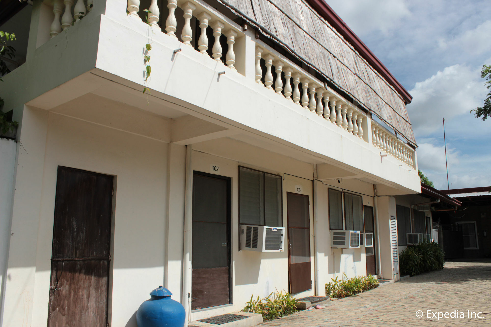 Reddoorz Plus Near Vigan Convention Center Kültér fotó
