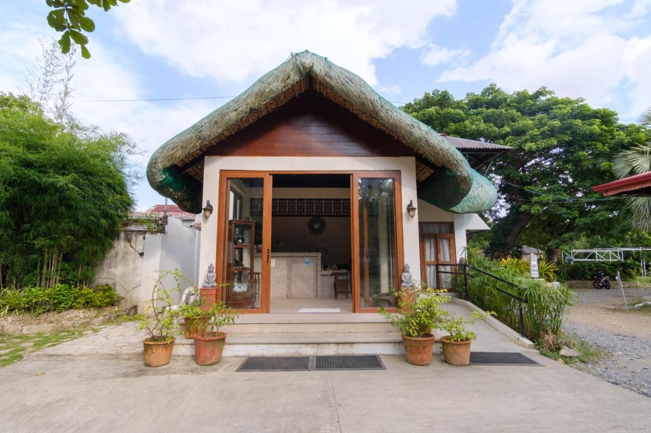 Reddoorz Plus Near Vigan Convention Center Kültér fotó