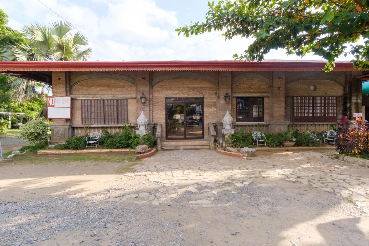 Reddoorz Plus Near Vigan Convention Center Kültér fotó