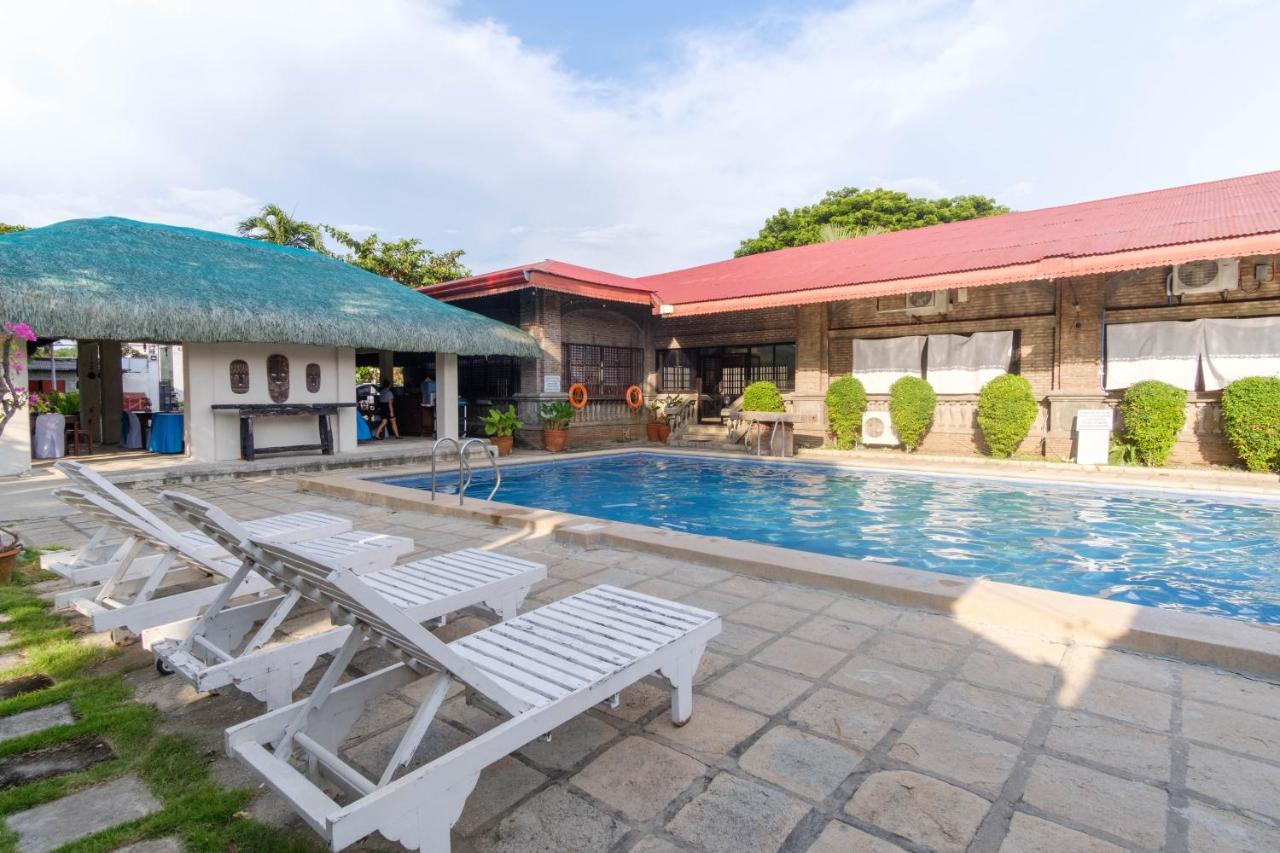 Reddoorz Plus Near Vigan Convention Center Kültér fotó